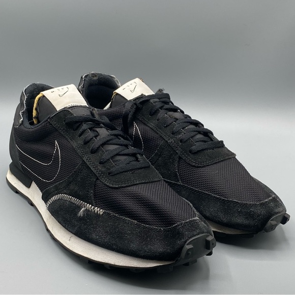 nike daybreak type black